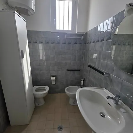 Διαμέρισμα Monolocale 100metri Dal Mare Fano (Pesaro and Urbino)